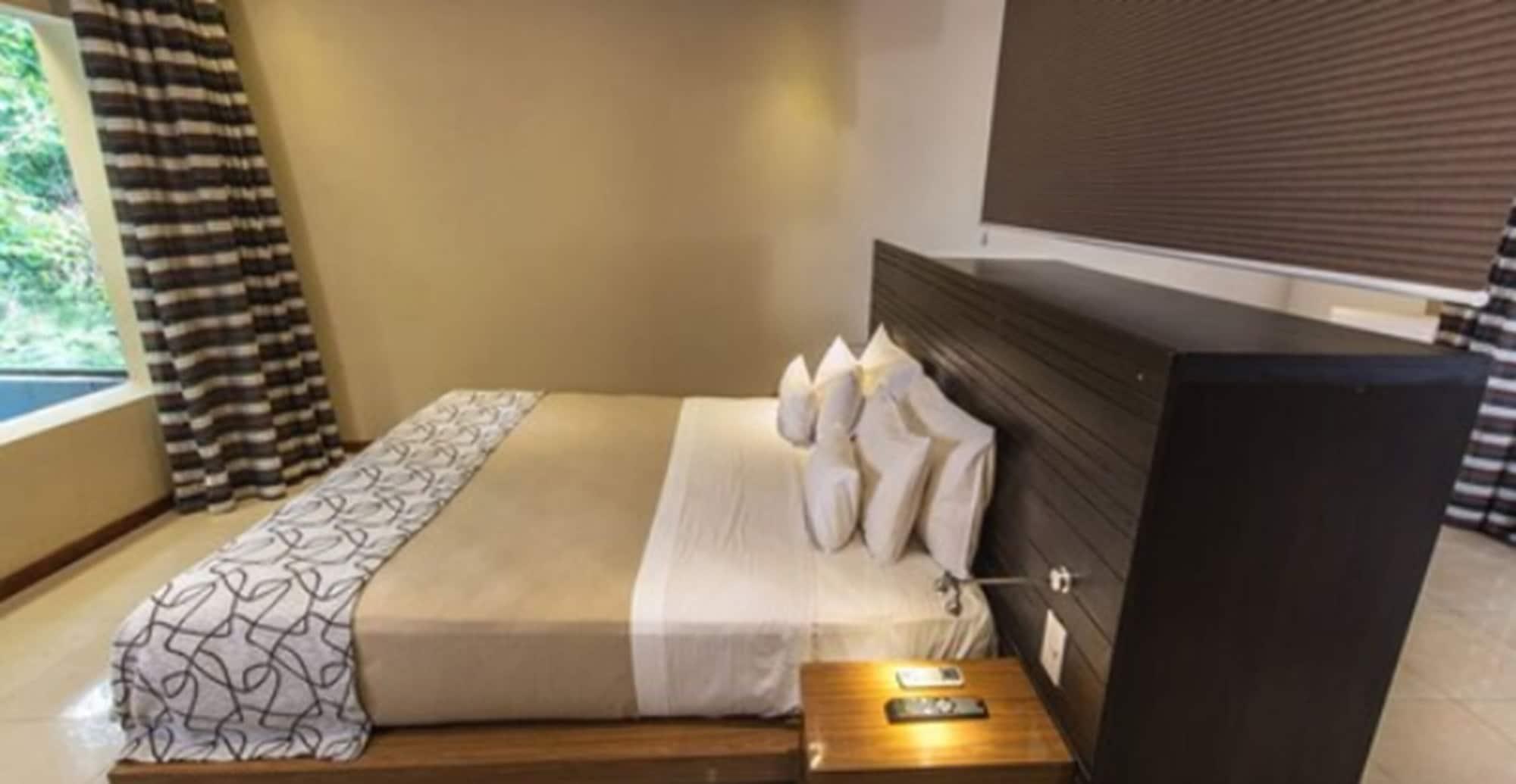 Yvy De Selva Hotel