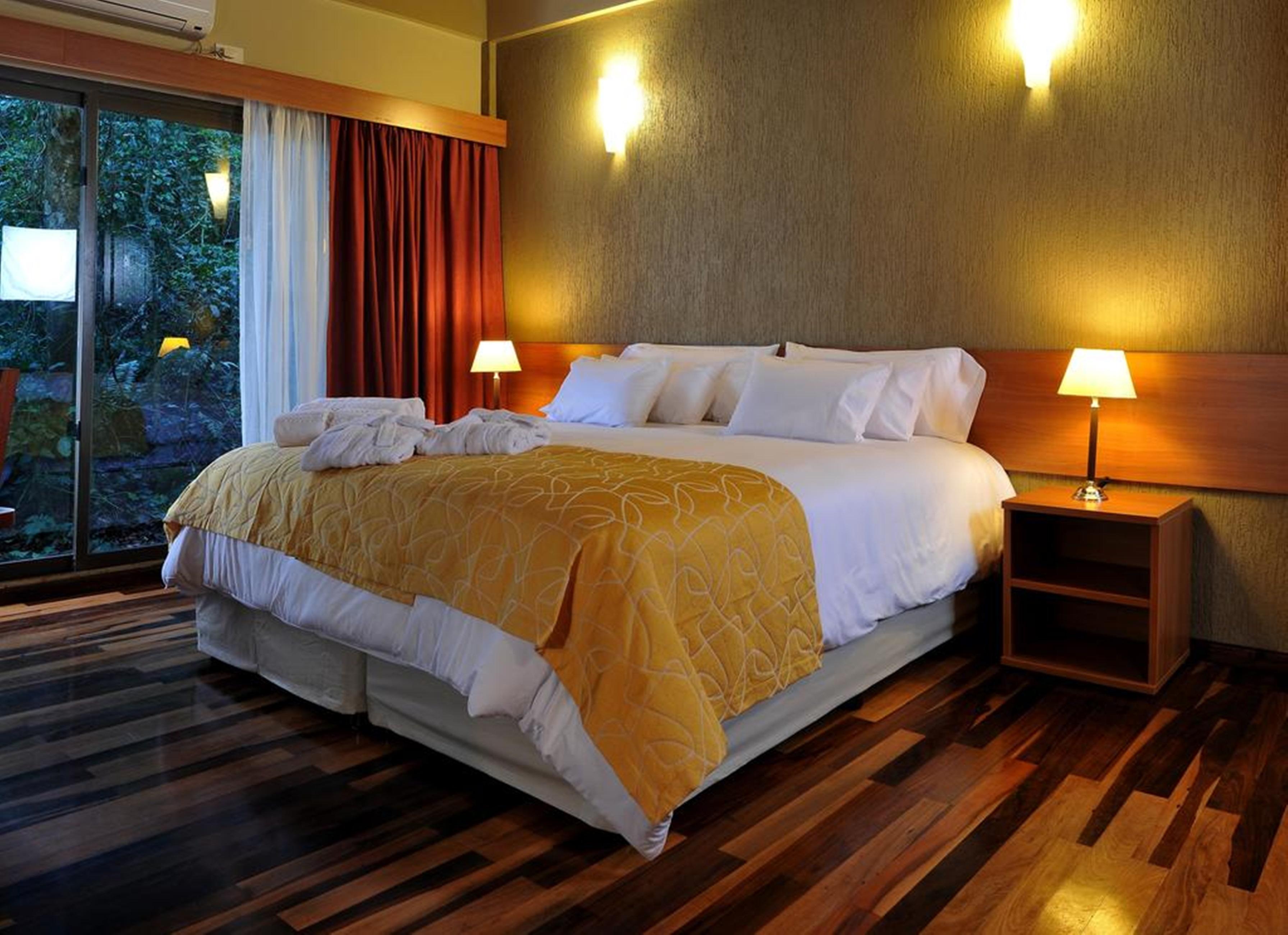 Hotel Yvy De Selva 4*